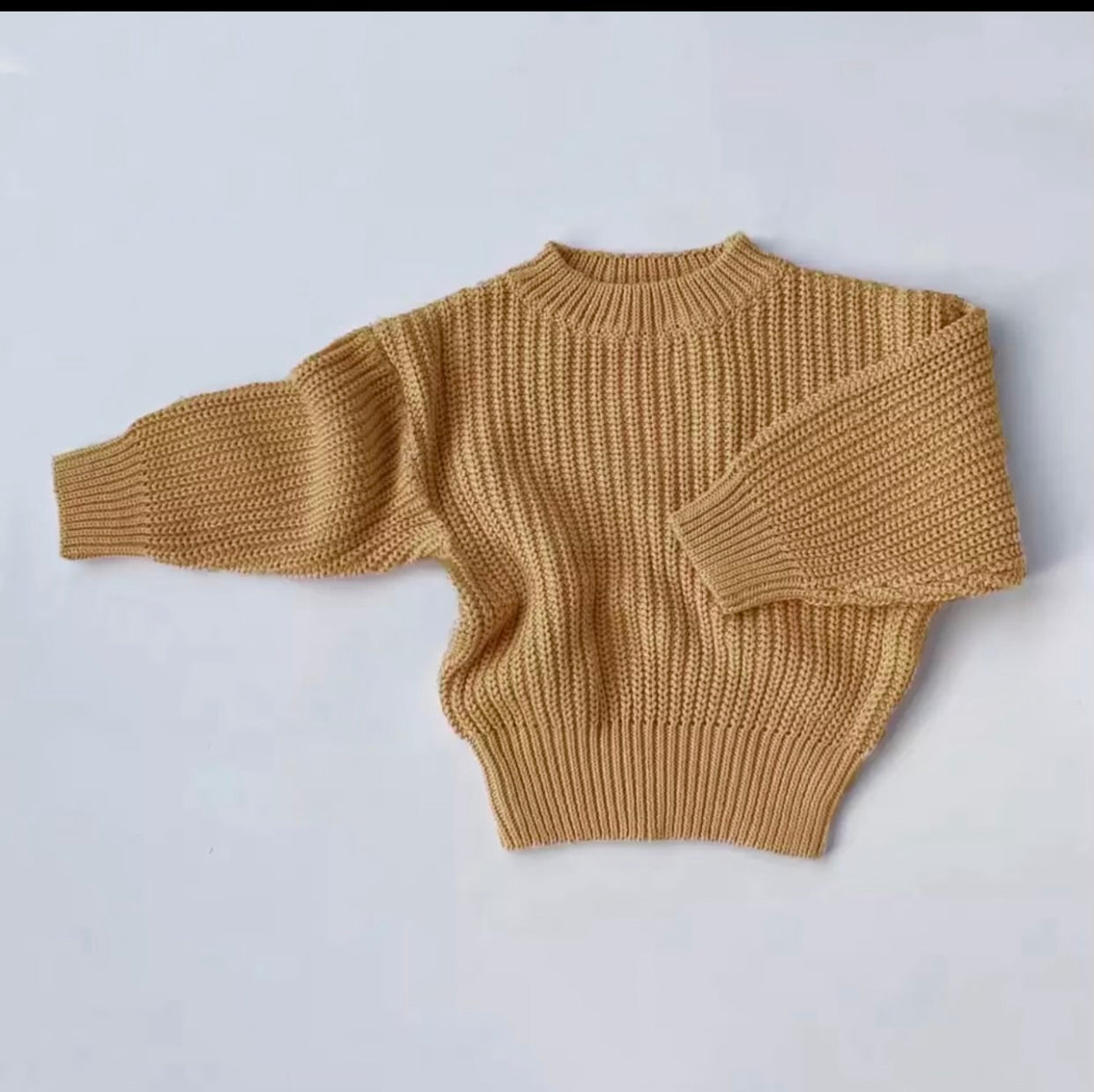 Oliv Creates Personalized Sweater